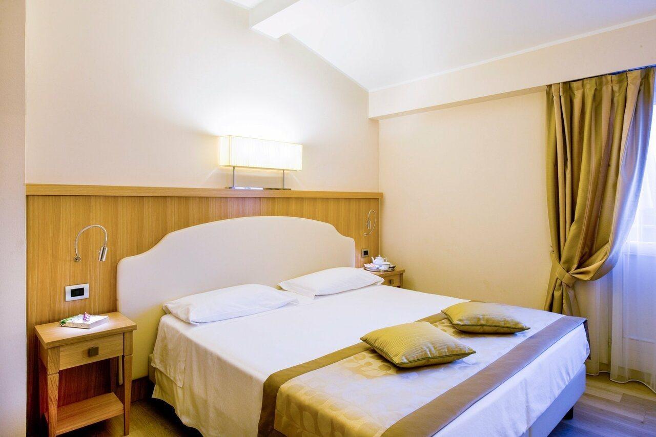 Hotel Sirmione Terme Εξωτερικό φωτογραφία