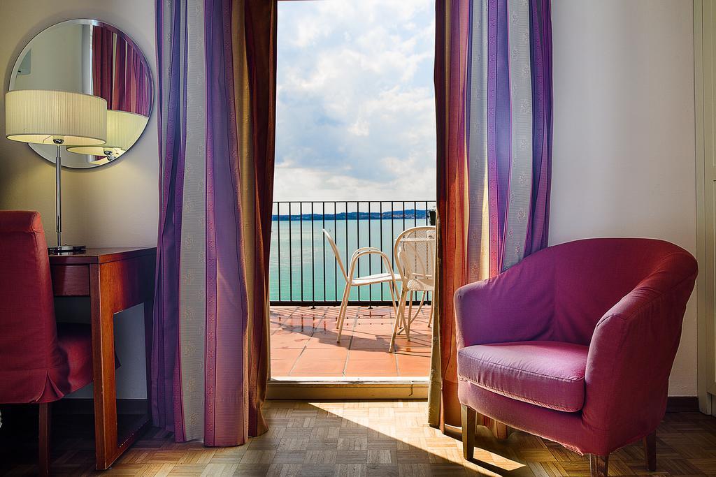 Hotel Sirmione Terme Εξωτερικό φωτογραφία