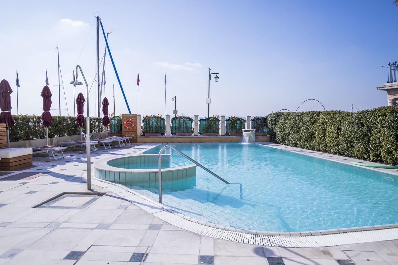 Hotel Sirmione Terme Εξωτερικό φωτογραφία