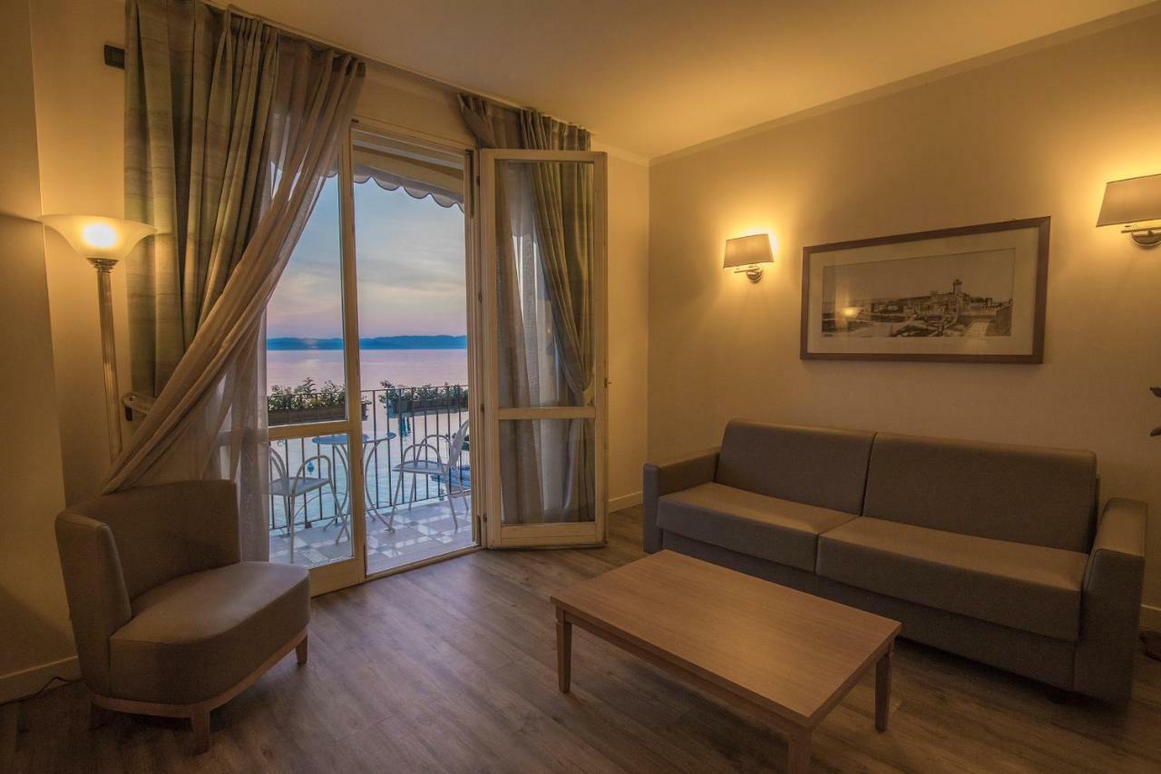 Hotel Sirmione Terme Εξωτερικό φωτογραφία